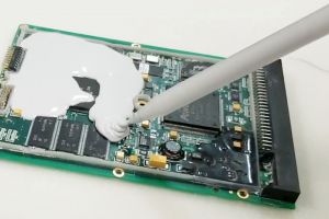 Gap filler with high thermal conductivity