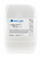 Weißer Kanister mit schwarz-weißem Etikett